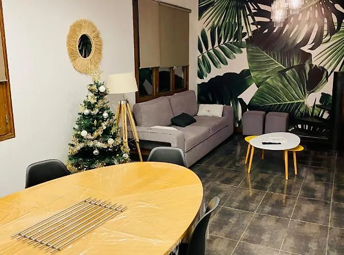 La Kabylie Au Coeur Des 3 Vallees Internet * Тараскон-сюр-Арьеж